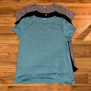 LOT 3 Classic T Shirts